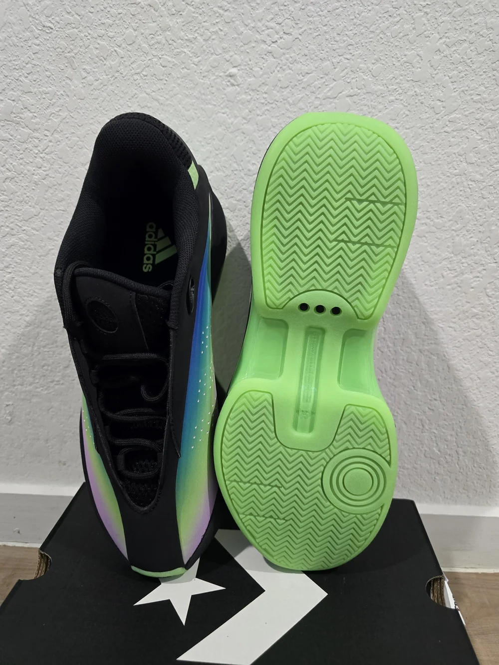 Men's Adidas Nova Gradient Wave Sneakers - Black with Green, Blue & Purple